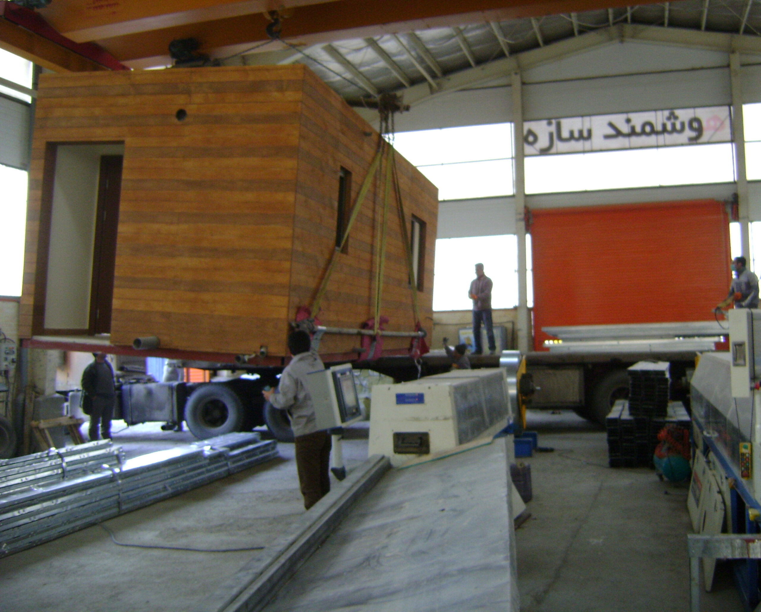 34584077990524677004